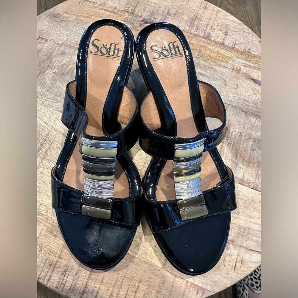 ⭐️⭐️ Sofft Anita Sandals 8M Wedge Slide Slip On Black Patent Leather Open Toe - Picture 8 of 10